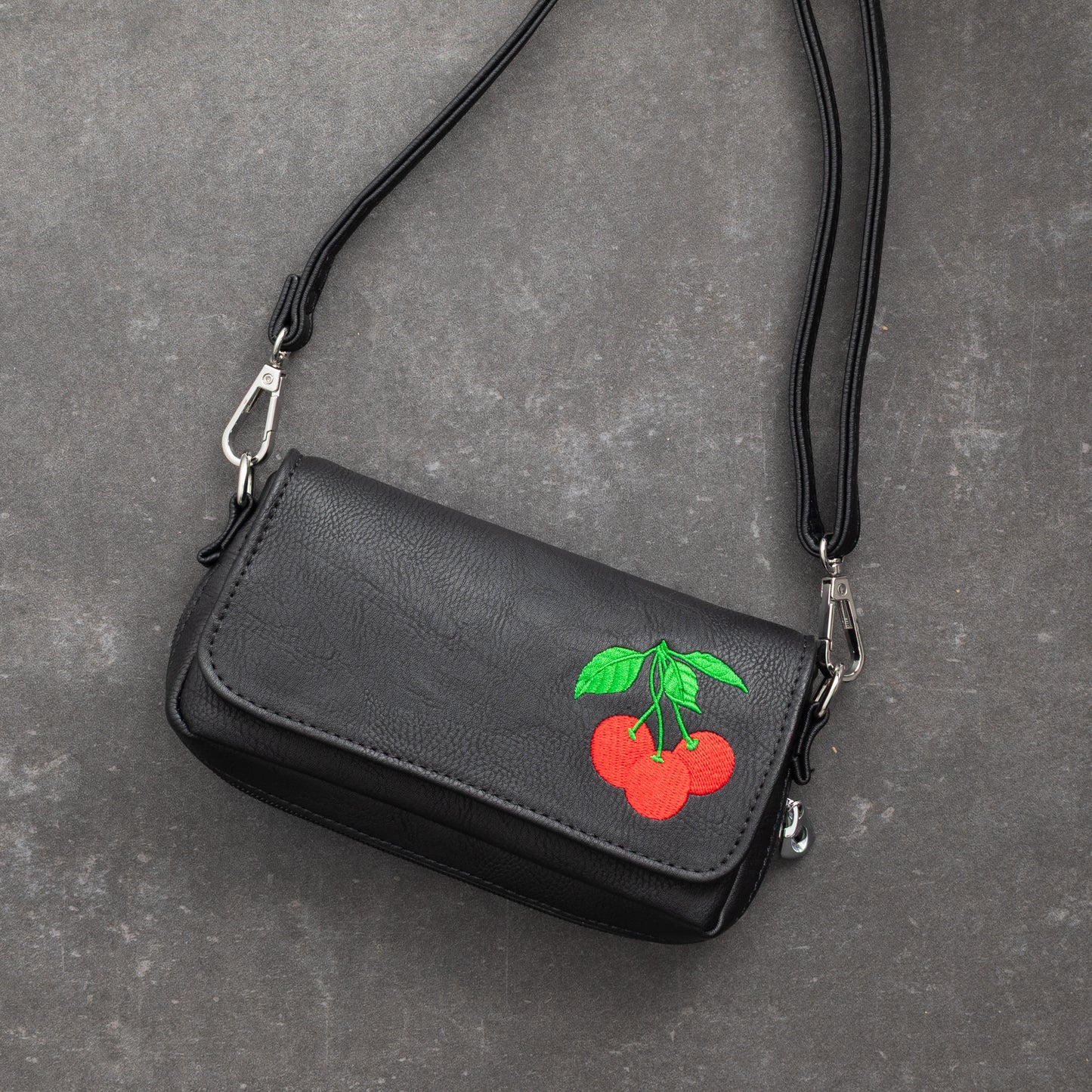 Smart Pouch – Embroidered (Set 1)