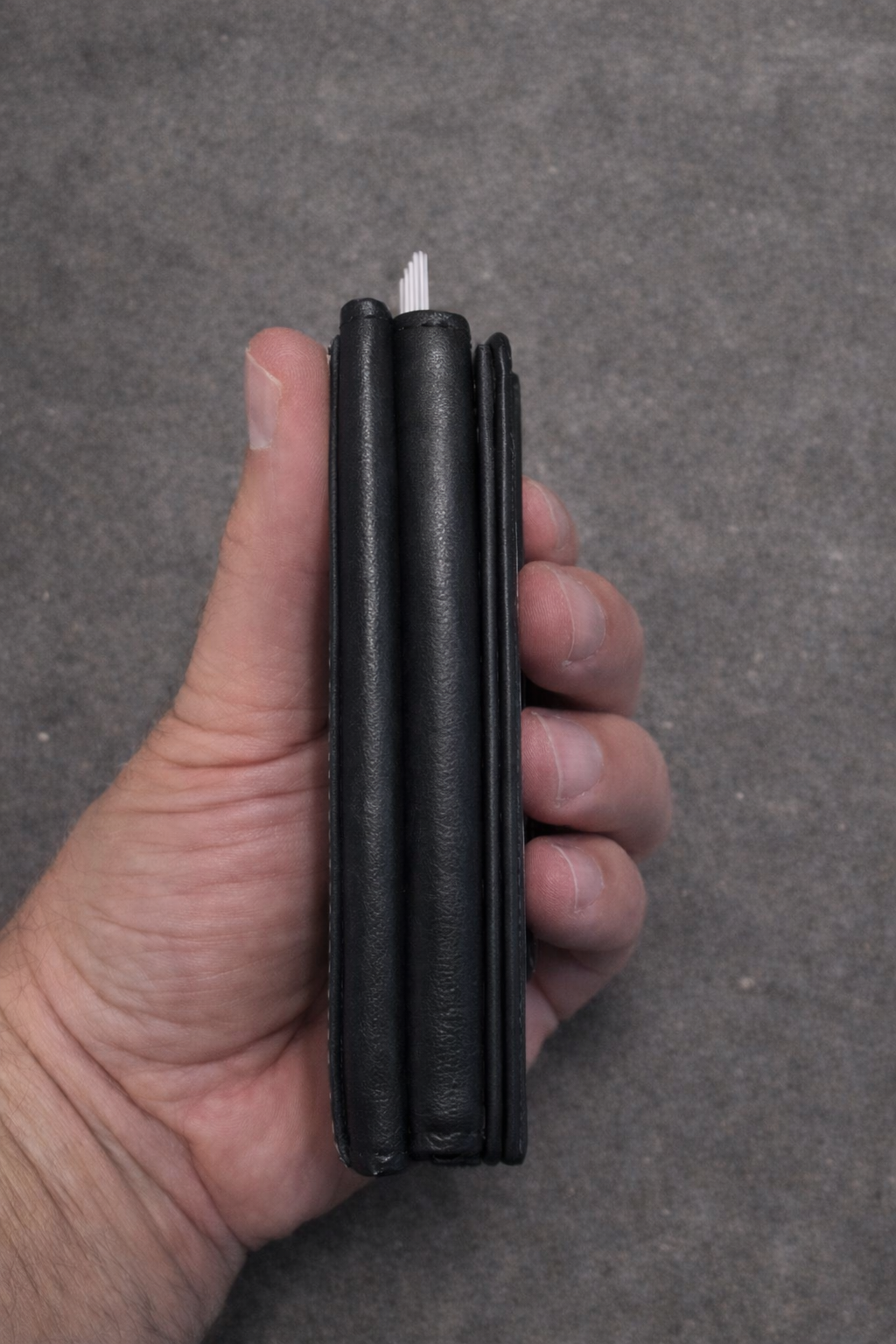 RFID-blocking pop-up wallet P-3